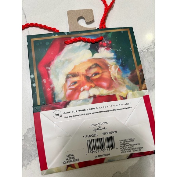 Bundle Christmas wrapping 8 bags 3 boxes 1 pack tissue paper - Picture 8 of 13